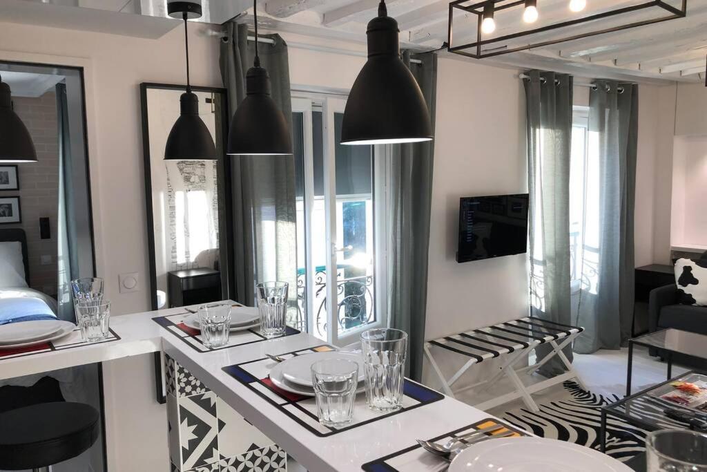 Appartement Rousselet Quartier Bon Marche Paris Viieme Екстериор снимка